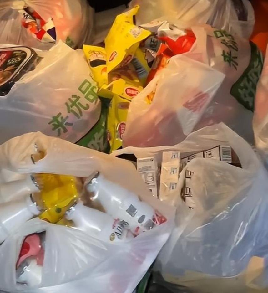 0230215093425.jpg 0230215093425.jpg