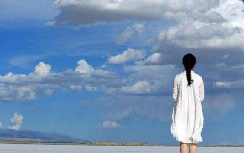 52岁女子,每天光吃菜不吃米饭,半年后身体发生了什么变化? 52岁女子,每天光吃菜不吃米饭,半年后身体发生了什么变化?